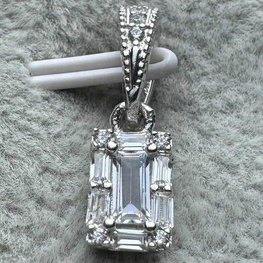 Charm Colgante Rectángulo Brillante Transparente