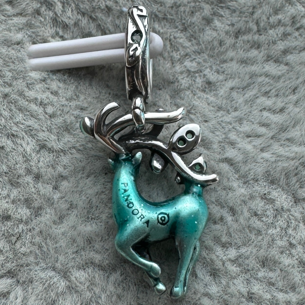 Charm Venado Que Brilla En La Oscuridad