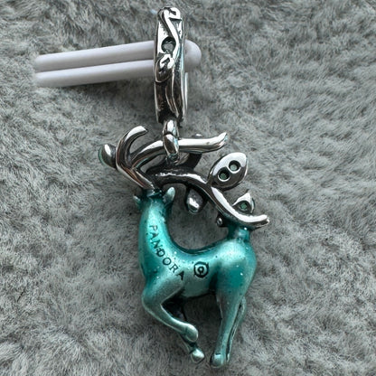 Charm Venado Que Brilla En La Oscuridad