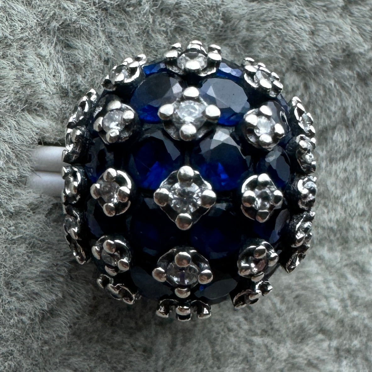 Charm Esfera Pavé Brillante Azul