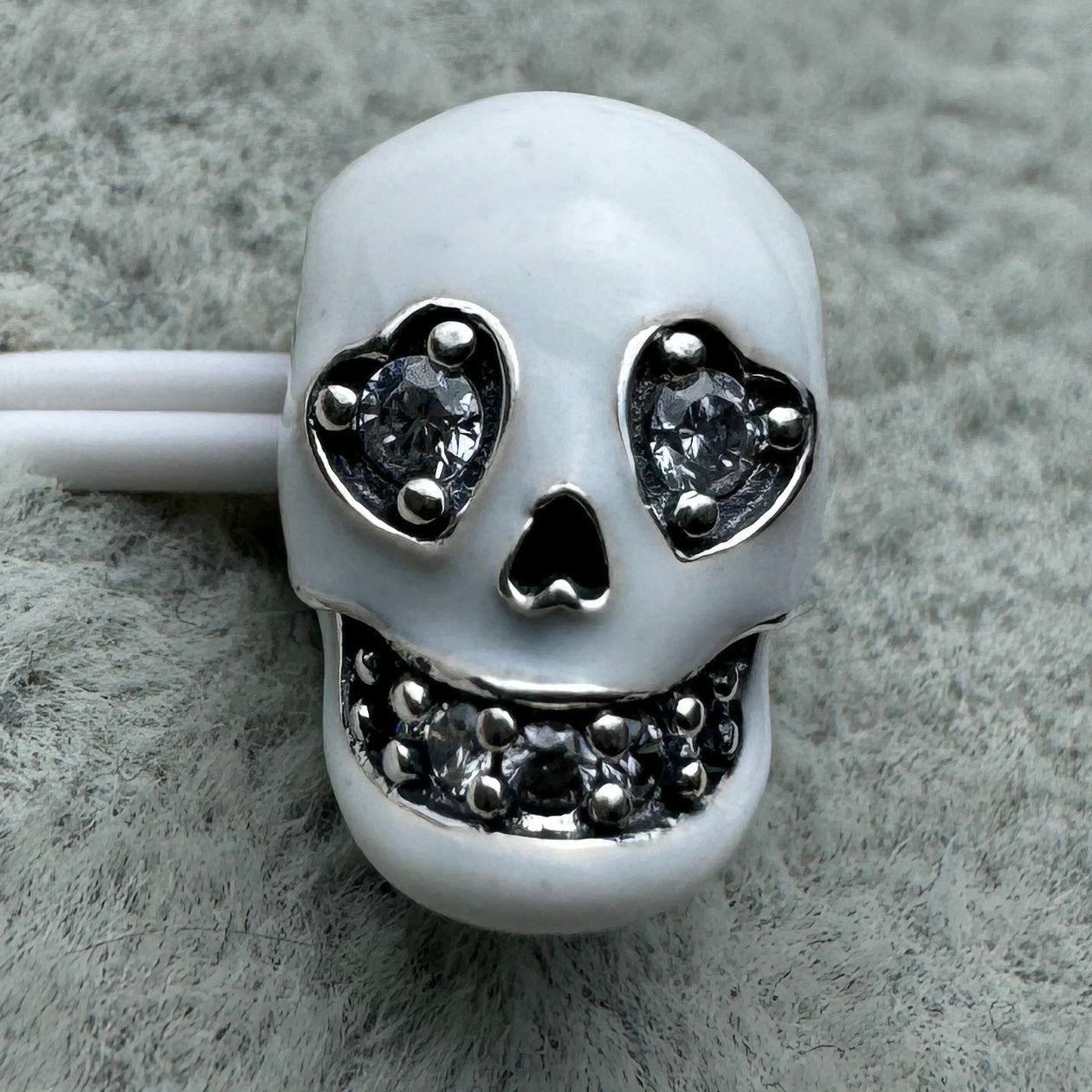 Charm Calavera Que Brilla En La Oscuridad