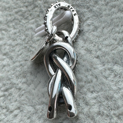 Charm Colgante Nudo Infinito Y Pavé