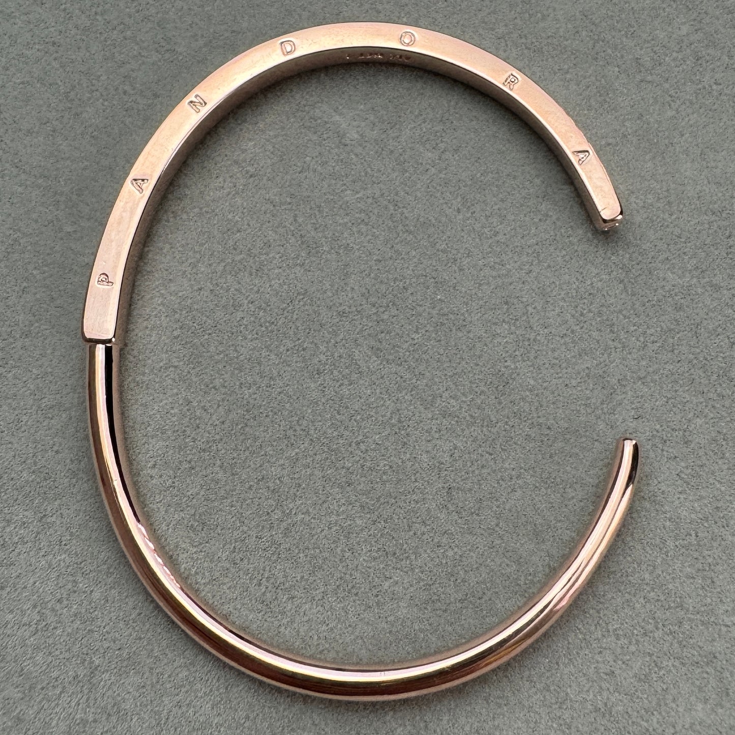 Brazalete Signature Baño Rosa