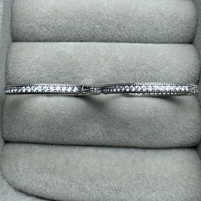 Aretes Corazones Lateral Brillantes