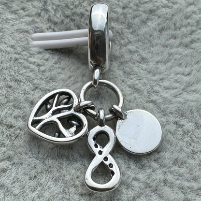 Charm Colgante Triple De La Familia (Árbol, Infinito E Insignia Familia)