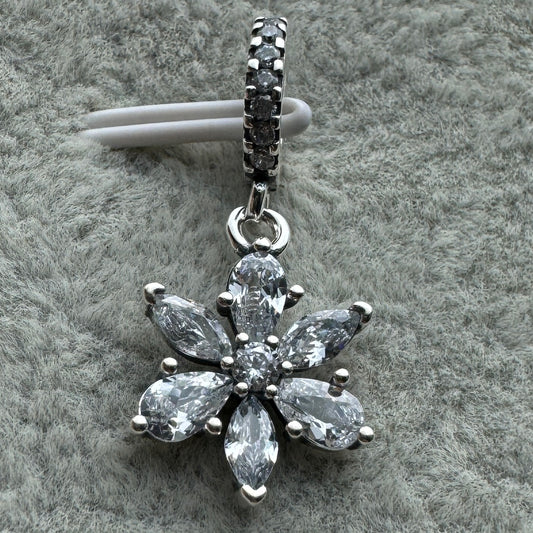 Charm Colgante Racimo Herbario Reluciente