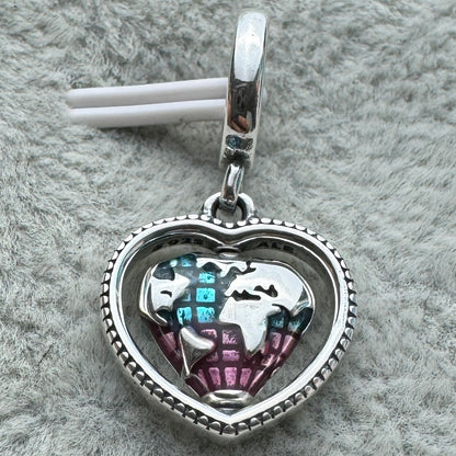 Charm Corazón Giratorio Familiar Mundo