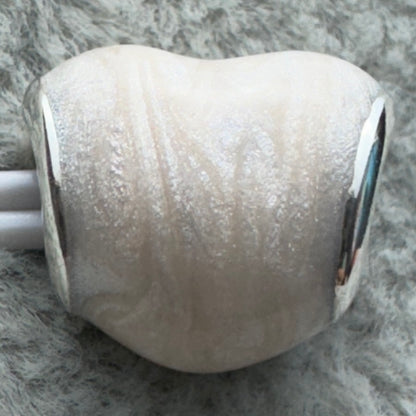 Charm Corazón Blanco Brillante