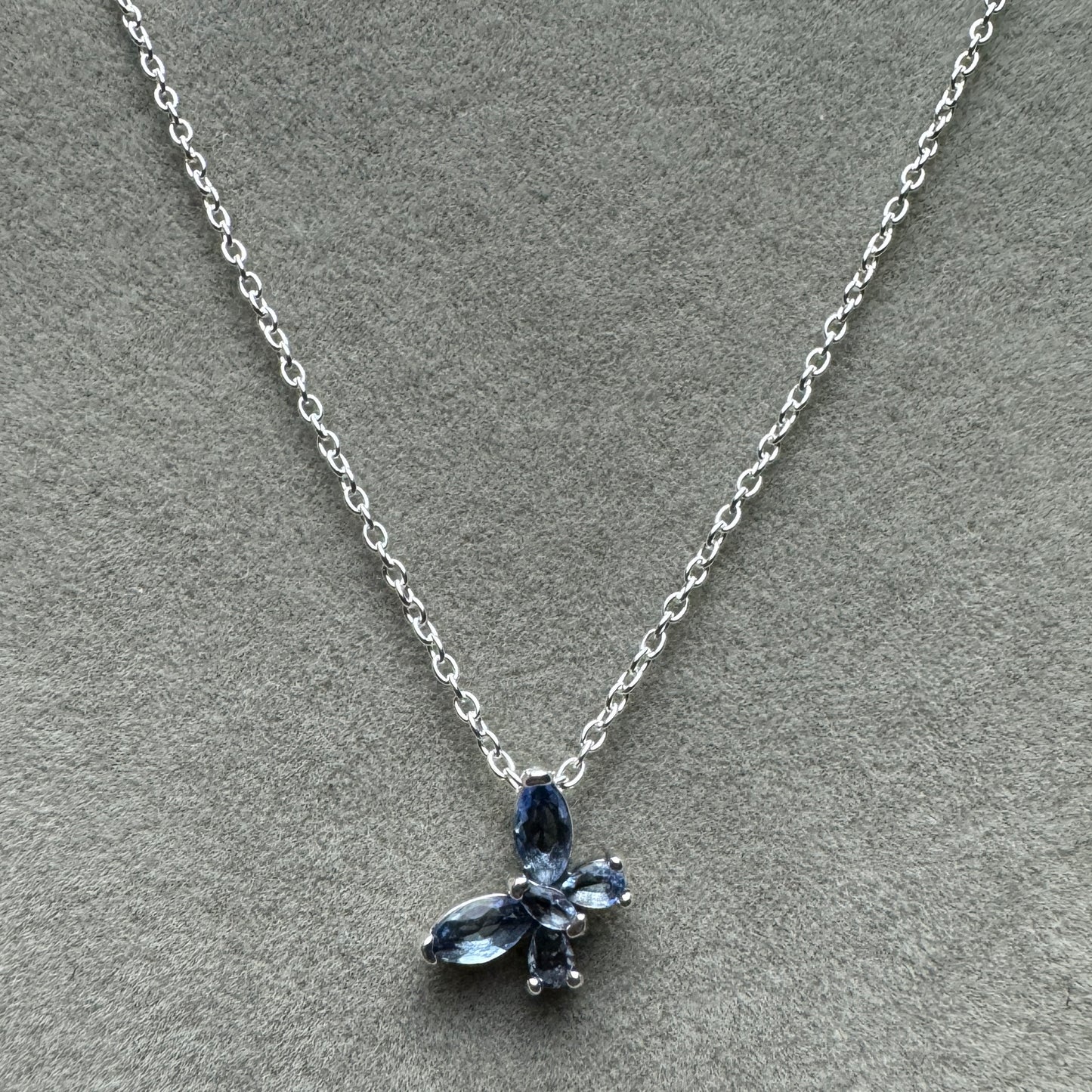 Collar Mariposa Azul