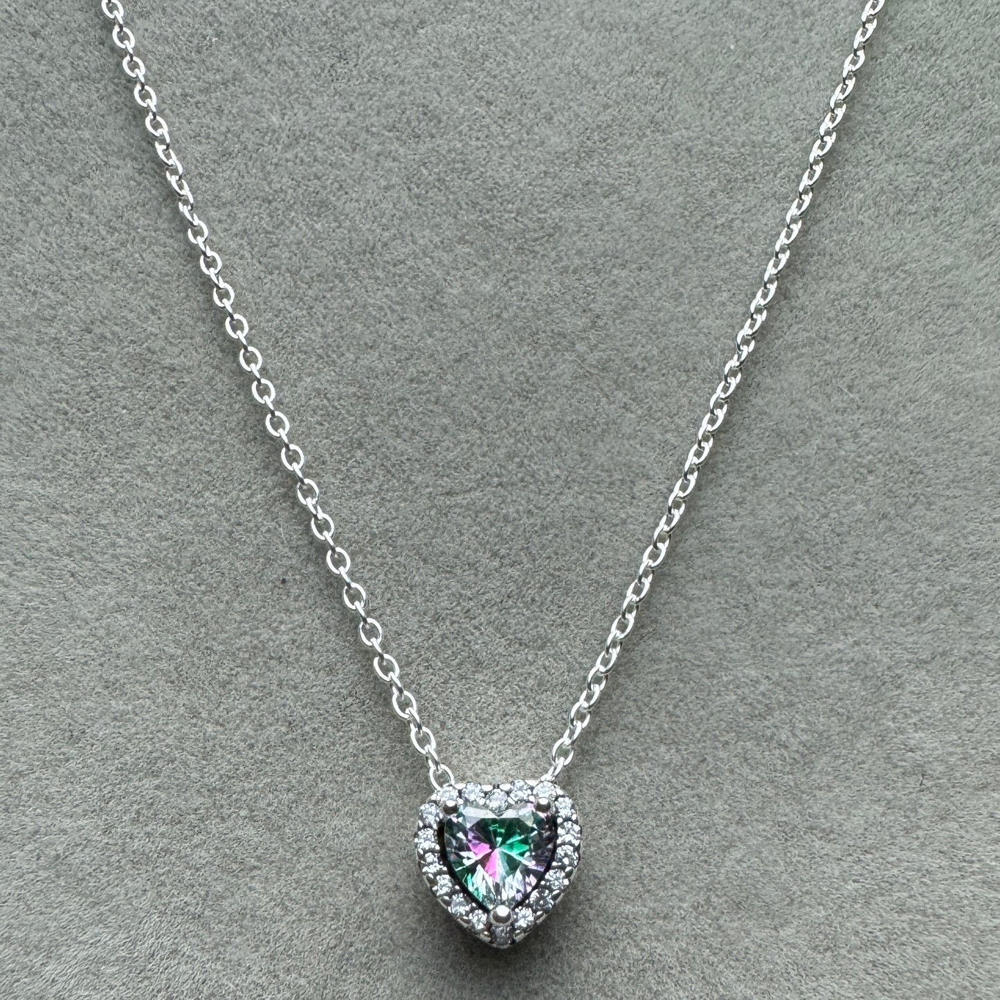 Collar Corazón Elevado Brillante Piedra Transparente 45 cm (Ajustable A 40 cm)