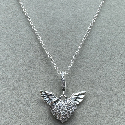 Collar Pavé Corazón Y Alas De Ángel 45 cm (Ajustable a 42 y 39 cm)