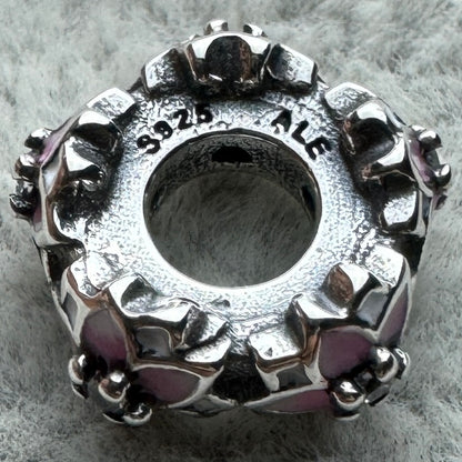 Charm Flores Rosa Con Blanco Brillantes