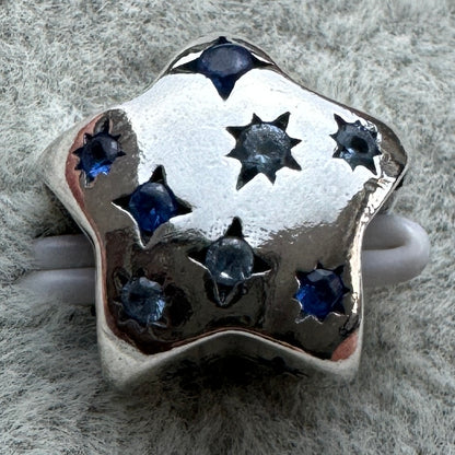Charm Estrella Brillante Llamativa