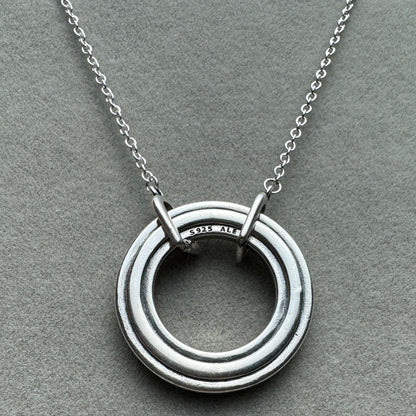 Collar Signature Y Pavé 50 cm (Ajustable A 47 Y 44 cm)