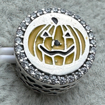 Charm Calabaza Brillante