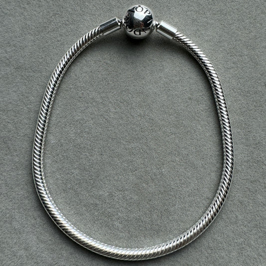 Brazalete Flexible Cierre Redondo