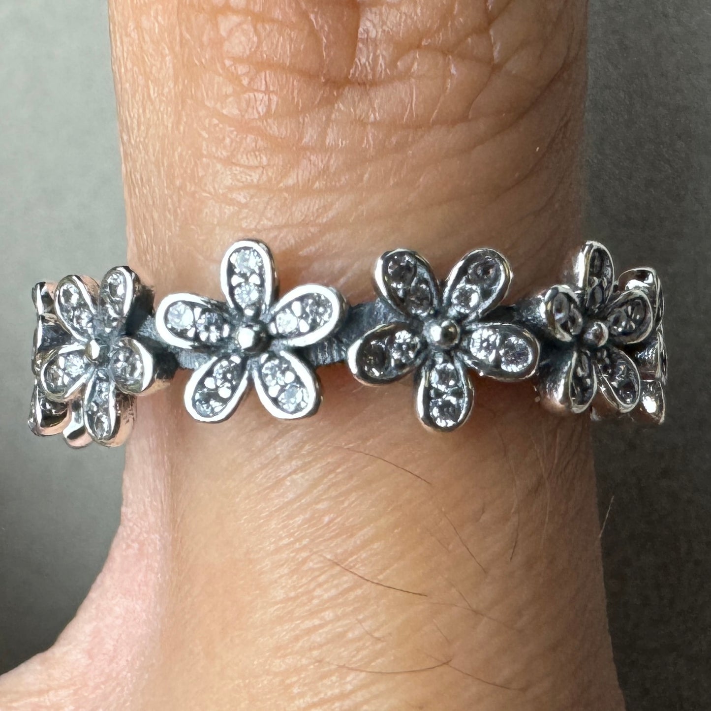 Anillo Margaritas Deslumbrantes