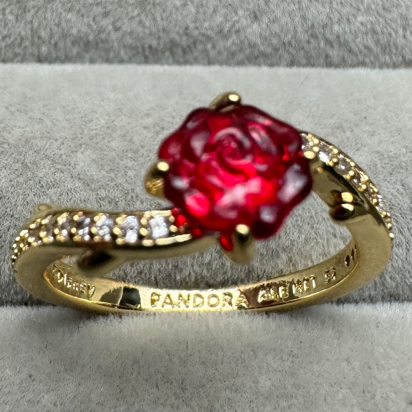 Anillo Rosa Encantada La Bella Y La Bestia Disney