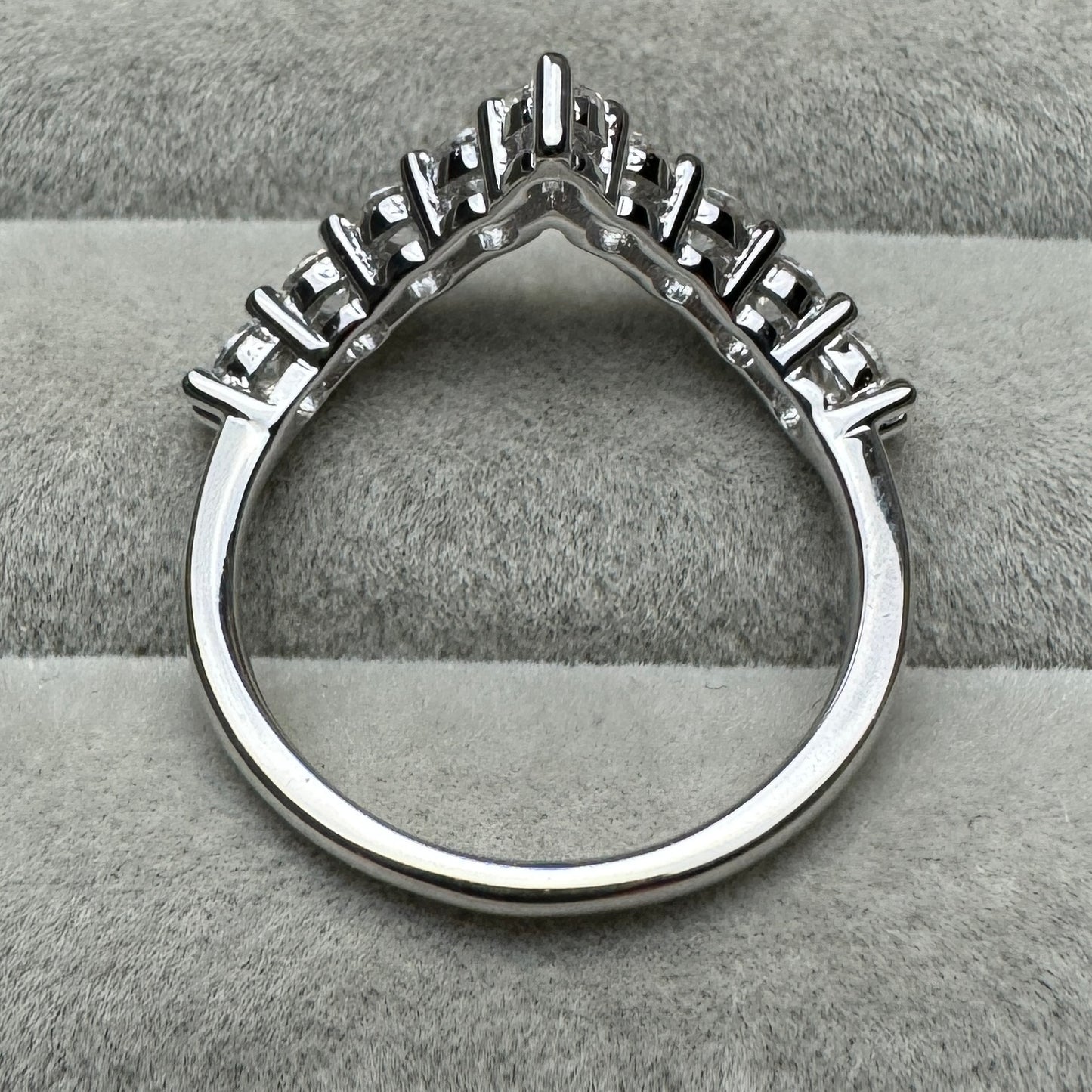 Anillo Corona Princesa Moissanita
