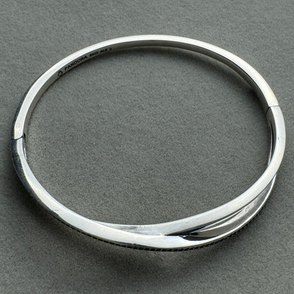 Brazalete Rígido Entrelazado