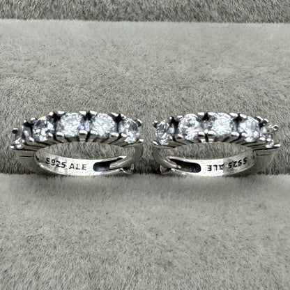 Aretes Abrazo Brillante