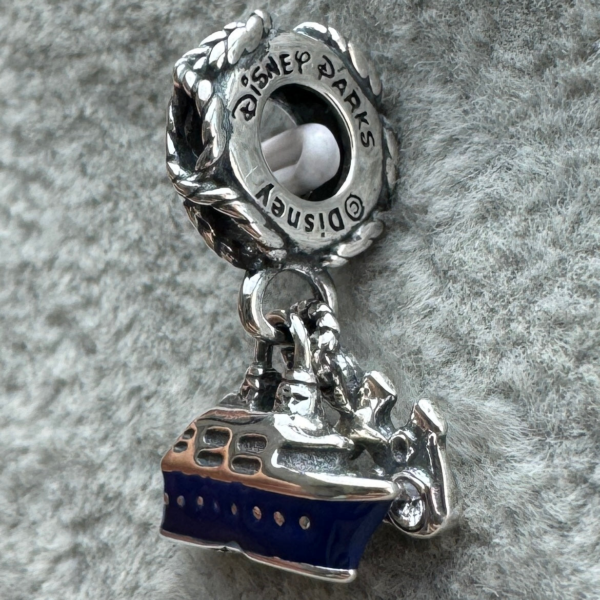 Charm Colgante Doble Crucero Y Ancla Mickey Disney