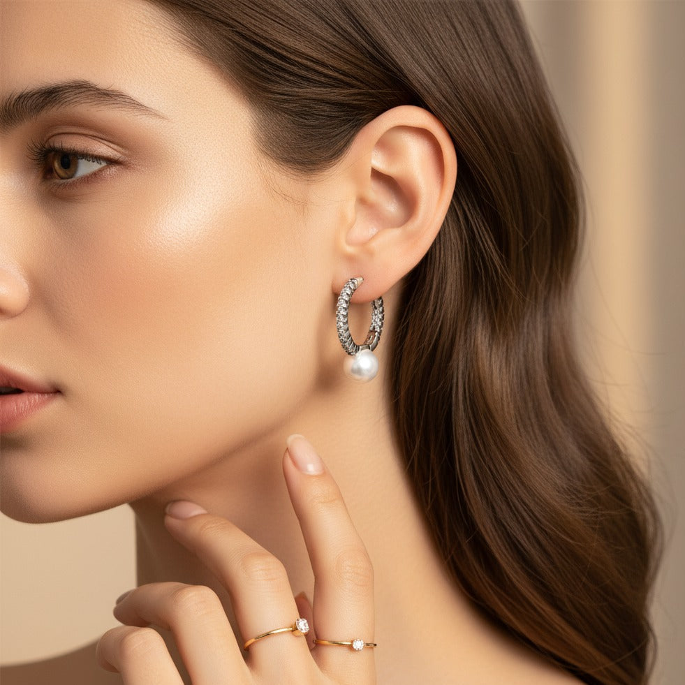 Aretes De Aro Perla Cultivada De Agua Dulce Tratada Y Pavé